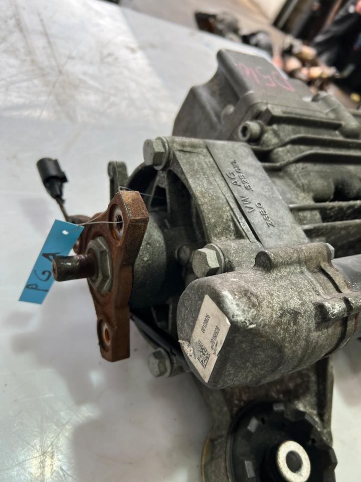 Audi Q3 8U Tiguan PGA Differential Hinterachsgetriebe 0AY525010F – Bild 9