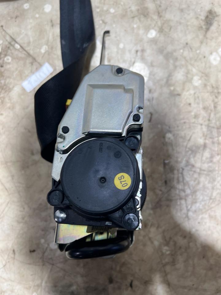 Audi A4 B9 8W Sicherheitsgurt Gurt Vorne 629855400 629855300 – Bild 5