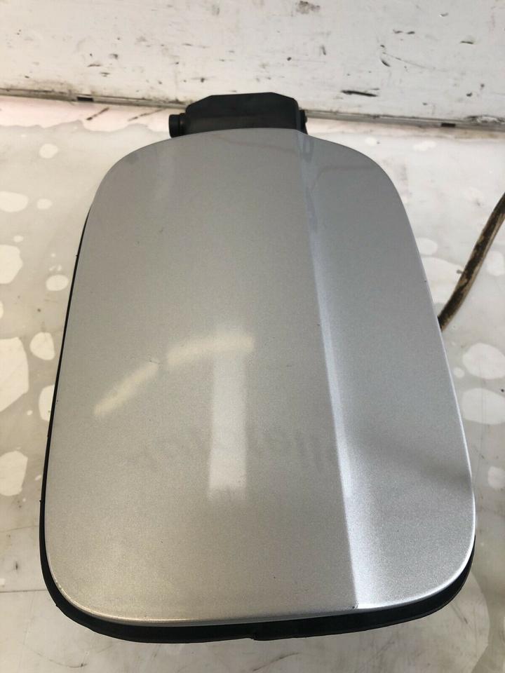 Audi A4 B8 8K Tankklappe Tankdeckel 8K0809999 LX7W – Bild 2