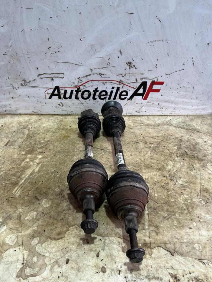 Audi Q3 8U Tiguan 5N Antriebswelle Gelenkwelle Vorne 5N0407763F
