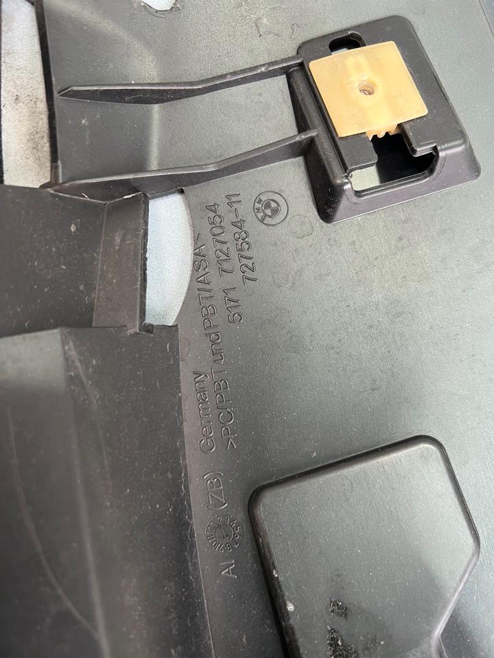 BMW 3er E91 Heckspoiler Spoiler Heckklappe Hinten 7127054 – Bild 9