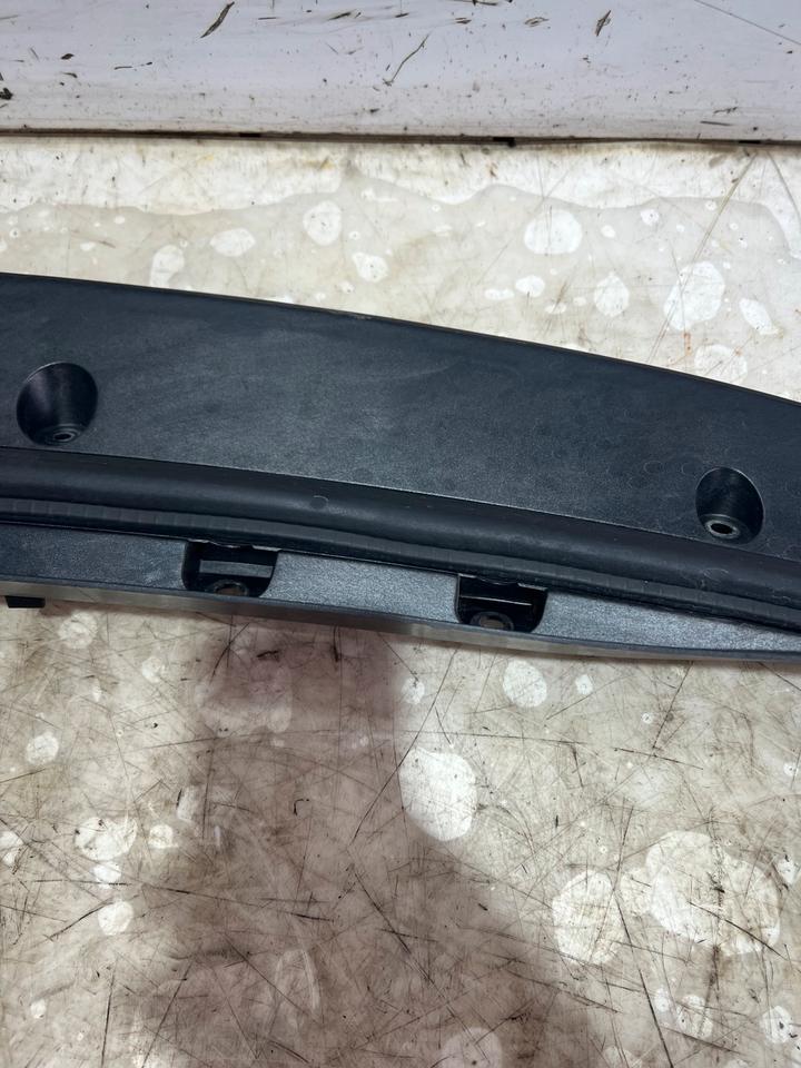 Mini Cooper R55 Dritte Bremsleuchte Spoiler 7168087 – Bild 3