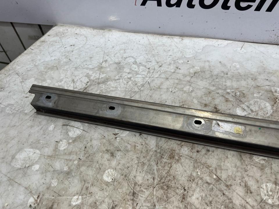 VW Sharan 7N Tür Schiebetür Schiene Unten Links Rechts – Bild 5