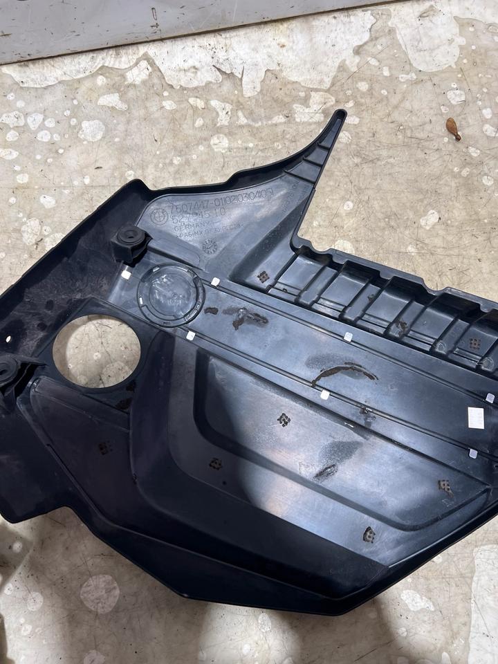 BMW 5er F10 F11 Hybrid Motorabdeckung Abdeckung Vorne – Bild 7