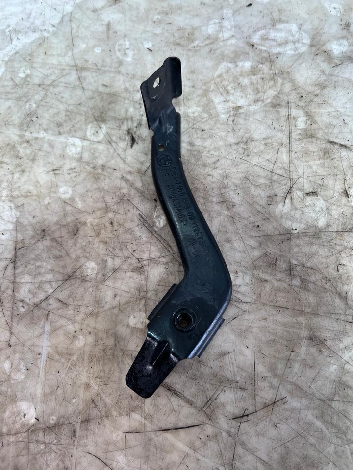 BMW 5er E60 E61 Halter Seitenwand Unten Rechts Links 7060813 – Bild 2