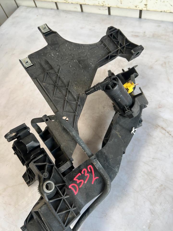 Audi A5 8T Facelift Scheinwerfer Aufnahme 8T0805607B 8T0805608B – Bild 6