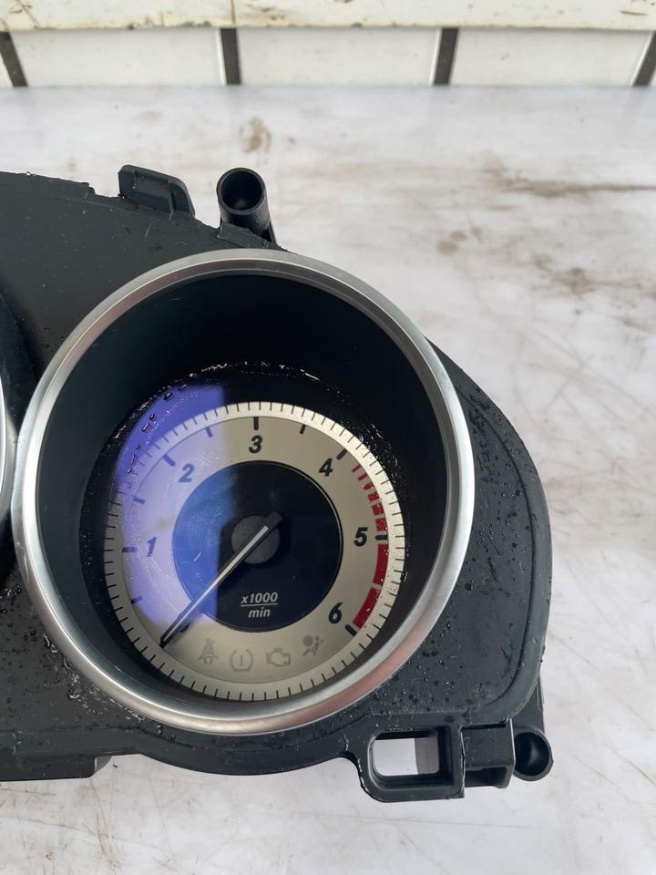 Mercedes E Klasse W212 Tachometer Kombiinstrument A2129007129 – Bild 3