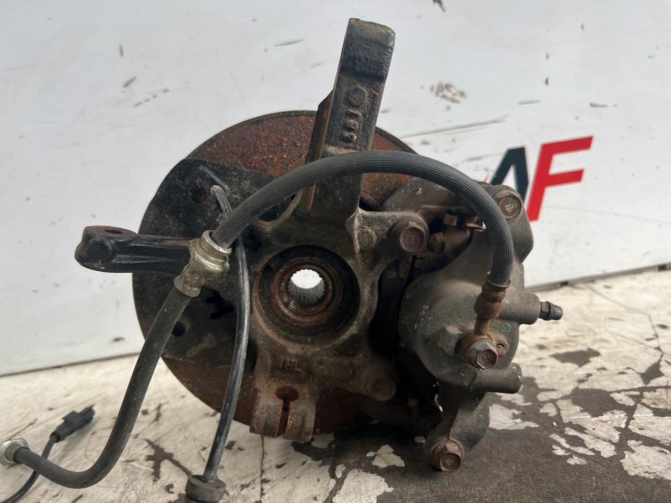 Nissan Micra K13 Achsschenkel Radnabe Bremssattel Vorne – Bild 6