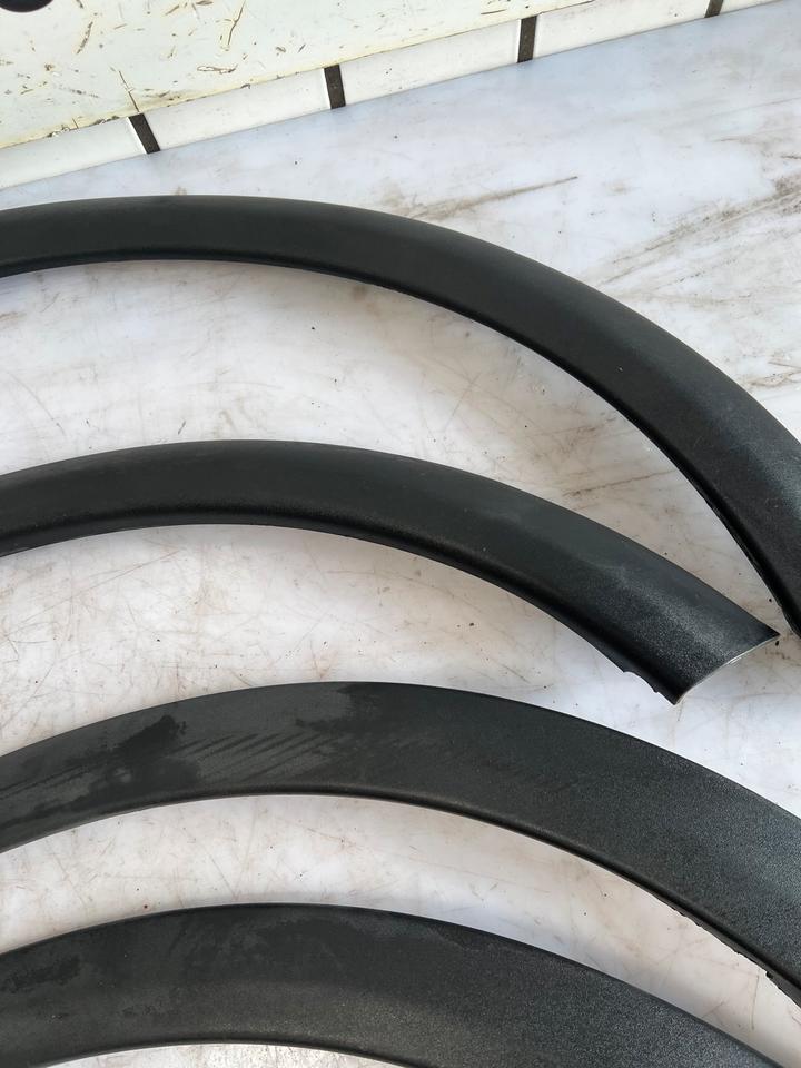 Volvo C30 Radlauf Blende Vorne Hinten 31283136 31283137 – Bild 3