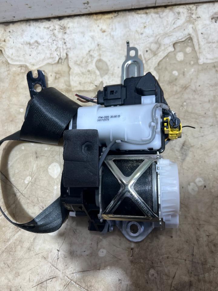 VW Golf 7 VII Sicherheitsgurt Gurt Vorne 5G4857705N – Bild 3