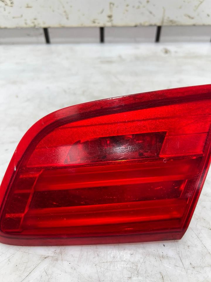 BMW 3er E92 LCI Heckleuchte Rückleuchte Innenleuchte Hinten – Bild 9