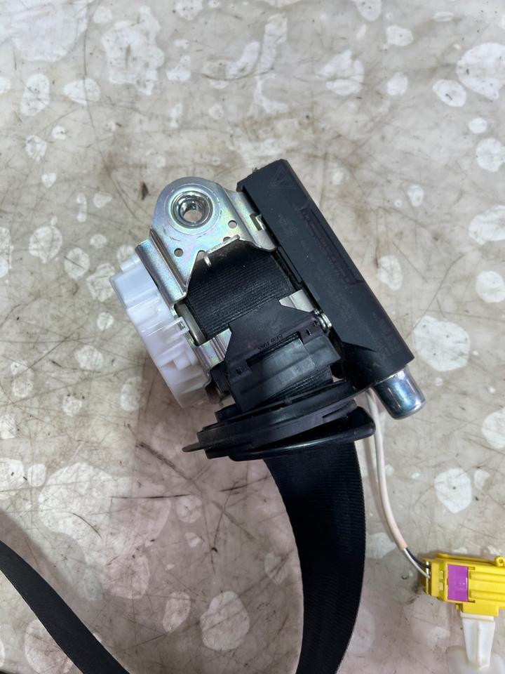 VW Passat B6 3C Sicherheitsgurt Gurt Vorne 3C1857706R – Bild 4