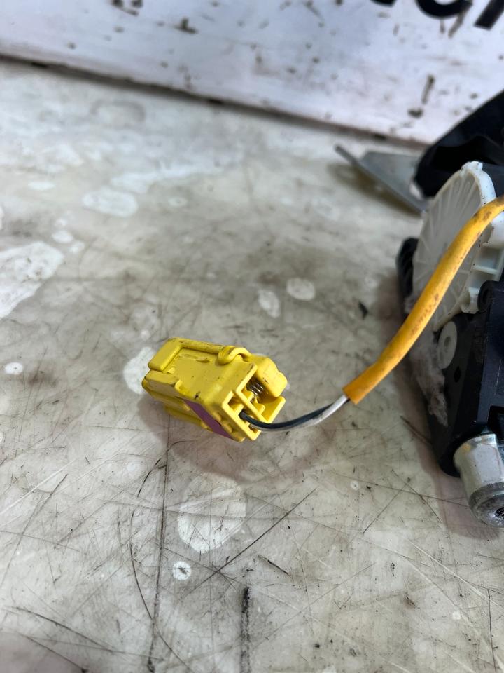 VW Tiguan 5N Sicherheitsgurt Gurt Gürtel Vorne 5N2857706A – Bild 14