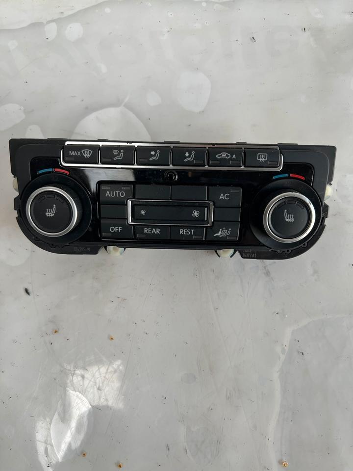 VW Golf Caddy Passat Touran Sharan Klimabedienteil 5K0907044FL – Bild 2