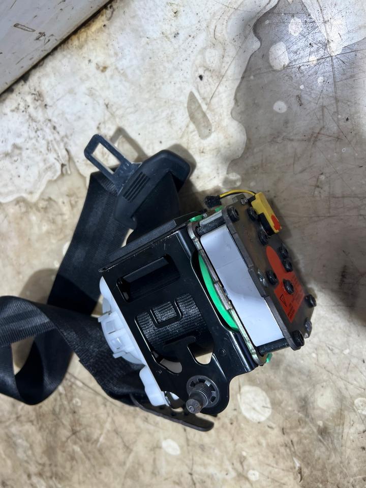 Audi A8 4H Gurt Sicherheitsgurt Hinten 4H0857805D – Bild 12