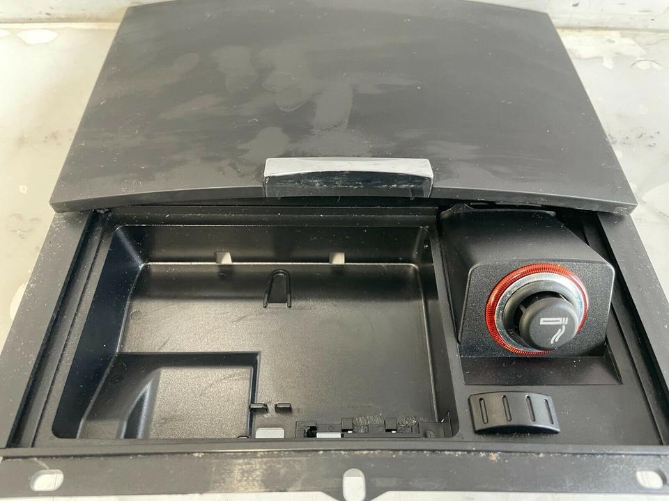 VW Touareg 7L Aschenbecher Zigarettenanzünder 7L6857961 – Bild 4