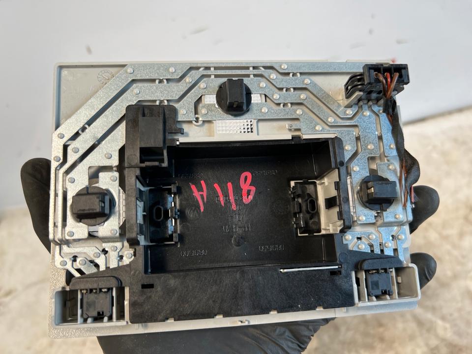 VW Polo 6R Leseleuchte Innenleuchte Leuchte 6Q0947105H – Bild 4