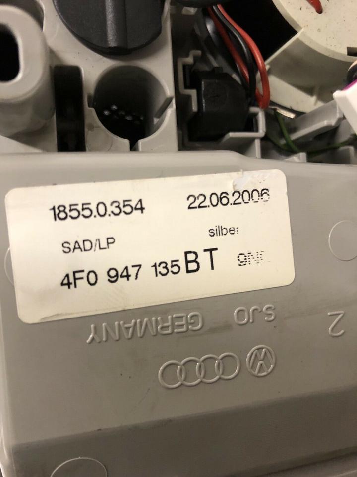 Audi A6 4F Leseleuchte Innenleuchte Leselampe 4F0947135BT – Bild 6