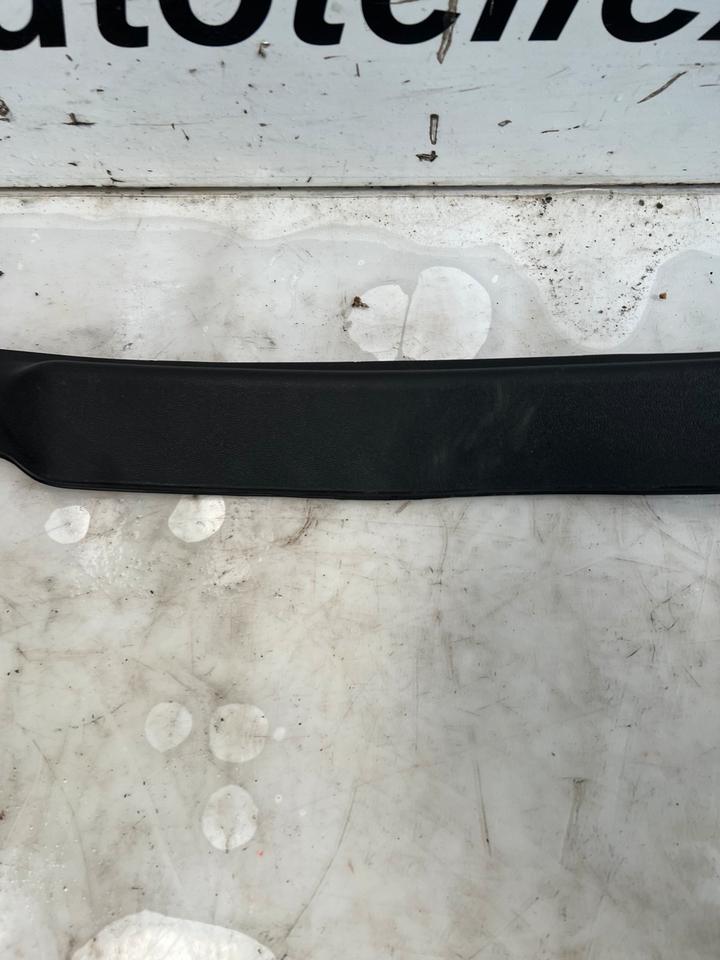 Mini Cooper R55 R56 R57 Blende Heckklappenverkleidung 7148907 – Bild 2