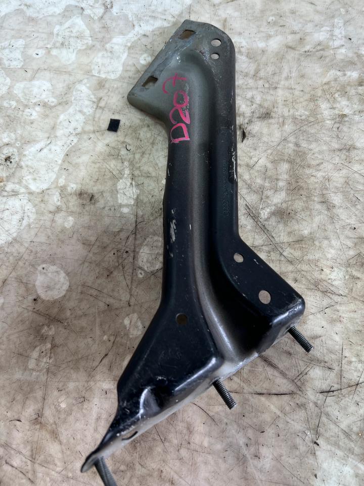 Audi Q5 8R Kotflügelhalterung Halterung 8R0821135 8R0821136 – Bild 8