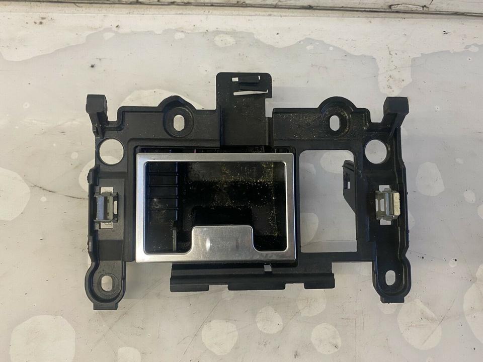 BMW 5er E60 E61 Aschenbecher Zigarettenanzünder 7034087 – Bild 3