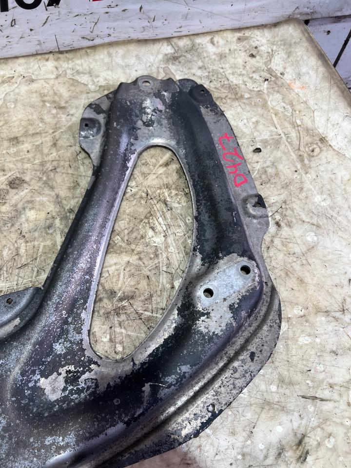 BMW 5er F10 M5 Verstärkungsplatte Hinterachse 2284341 – Bild 3