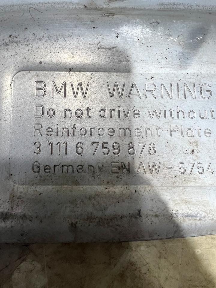BMW 5er E60 E61 Versteifungsplatte Unterfahrschutz 6759878 – Bild 7
