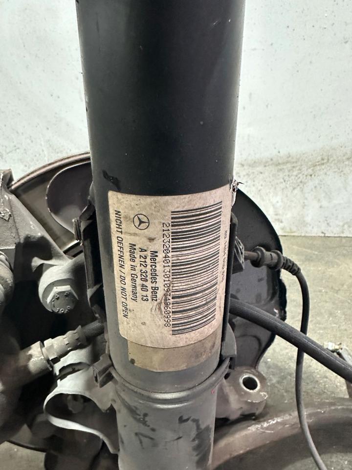 Mercedes W212 Achsschenkel Radnabe Stoßdämpfer Bremssattel – Bild 16