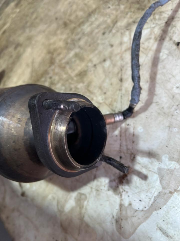 BMW 5er E60 E61 4.0 N62B40 Katalysator Kat 7547431 – Bild 10