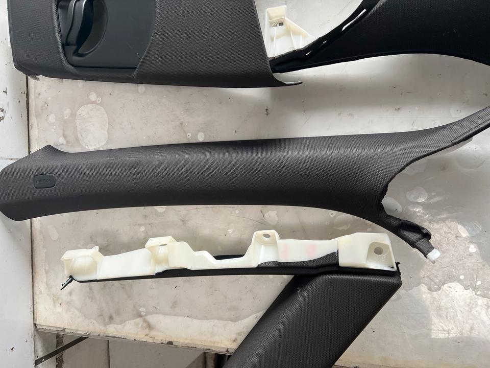 Audi A5 8T Verkleidung Säulenverkleidung 8T8867293 – Bild 4