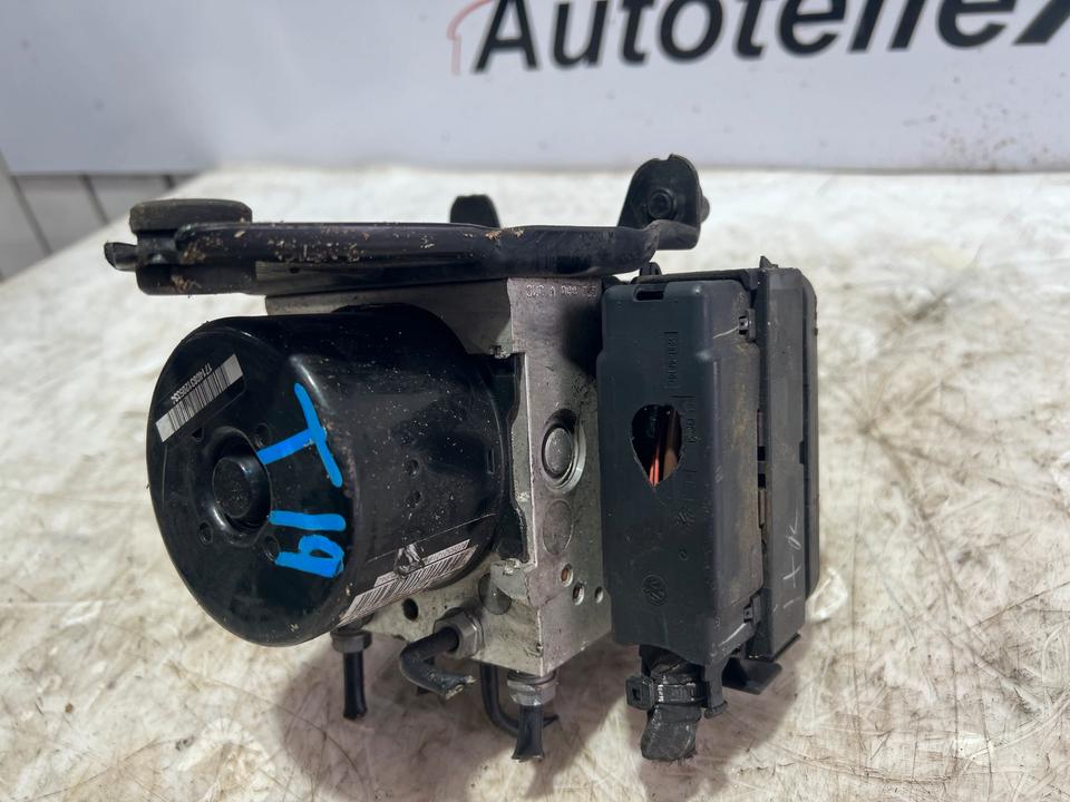 VW Beetle 5C ABS Block ESP Steuergerät 5C0907379C – Bild 7