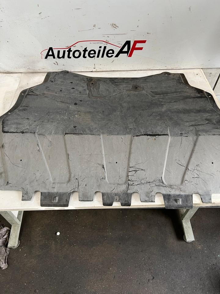 VW Tiguan 5N Unterbodenschutz Verkleidung – Bild 5