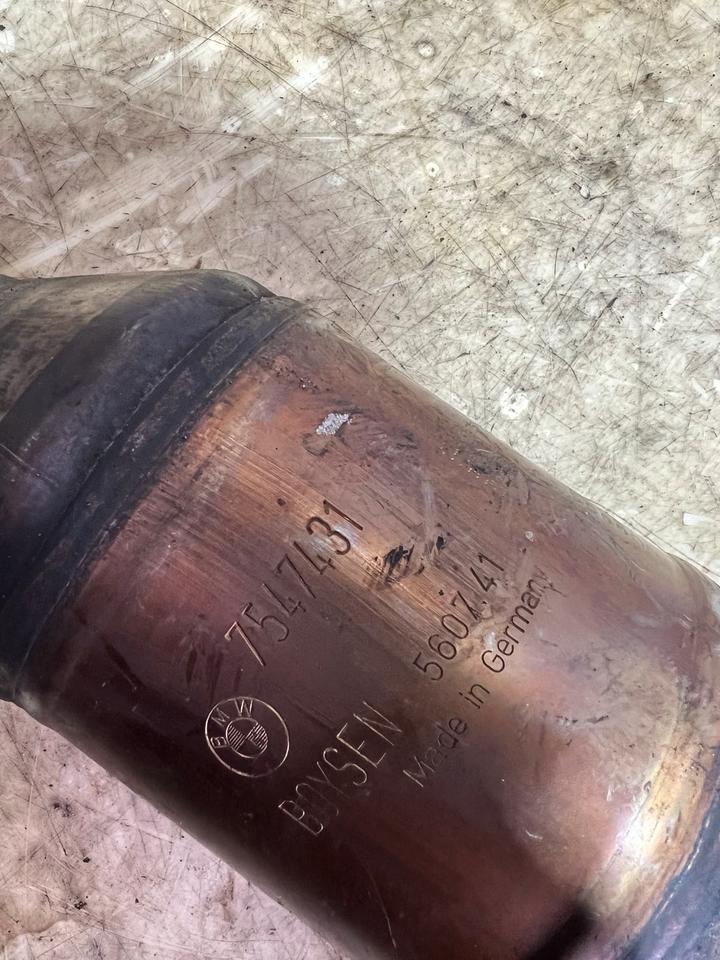 BMW 5er E60 E61 4.0 N62B40 Katalysator Kat 7547431 – Bild 19