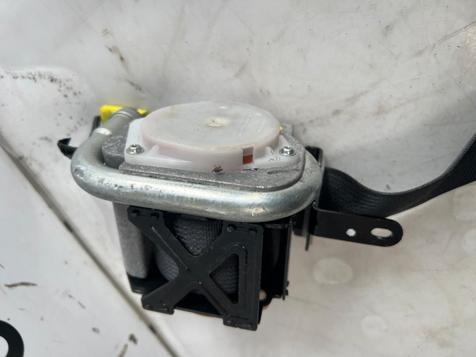 Nissan Micra K13 Sicherheitsgurt Gurt Vorne Gurtschlösser Vorne – Bild 7