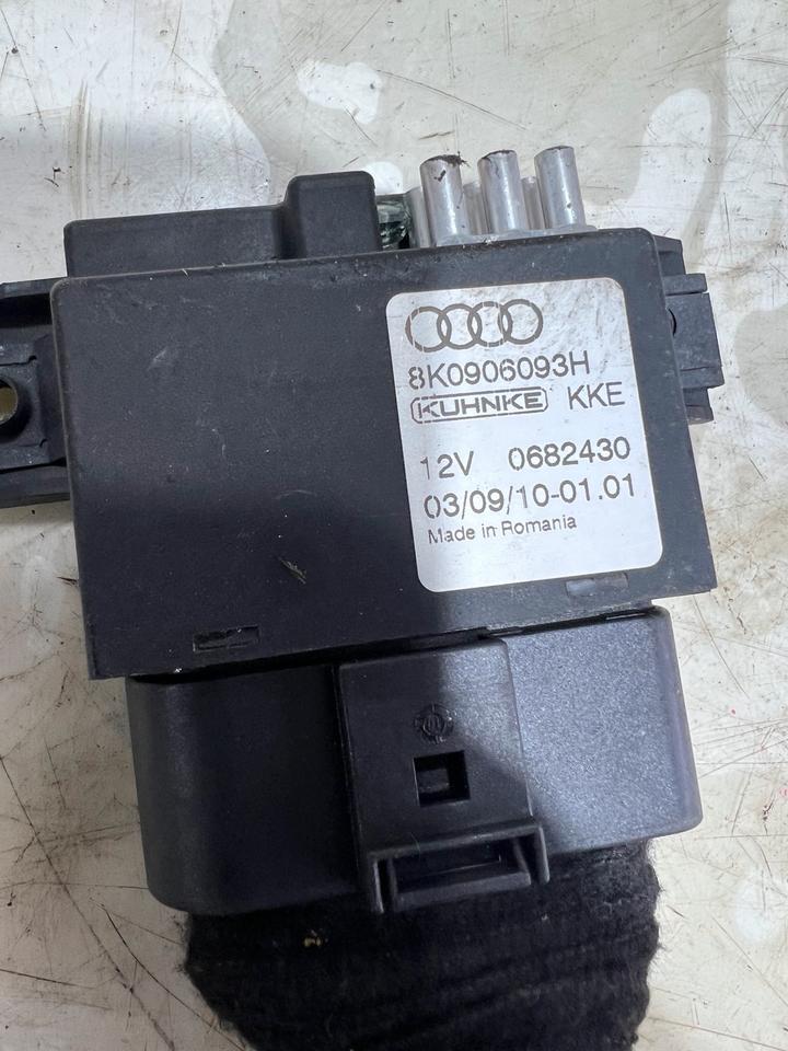 Audi A4 8K A5 8T Q5 8R Steuergerät Kraftstoffpumpe 8K0906093H – Bild 4