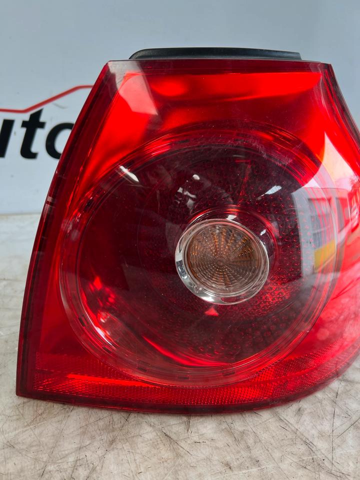 VW Golf 5 V Heckleuchte Rückleuchte Hinten – Bild 12