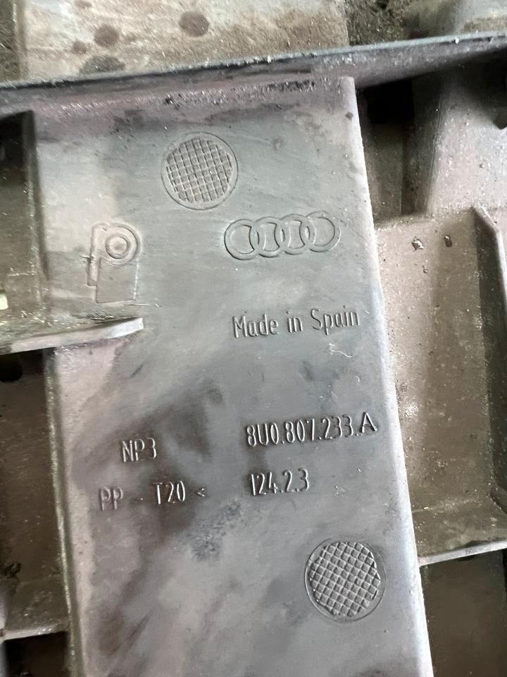 Audi Q3 8U Stoßstange Halter Schließteil Vorne 8U0807233A – Bild 8