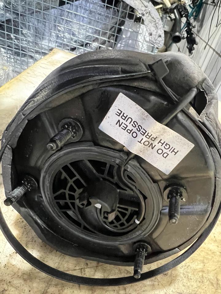 Audi A8 4H Stoßdämpfer Luftfahrwerk Luftfederung 4H0616002M – Bild 11