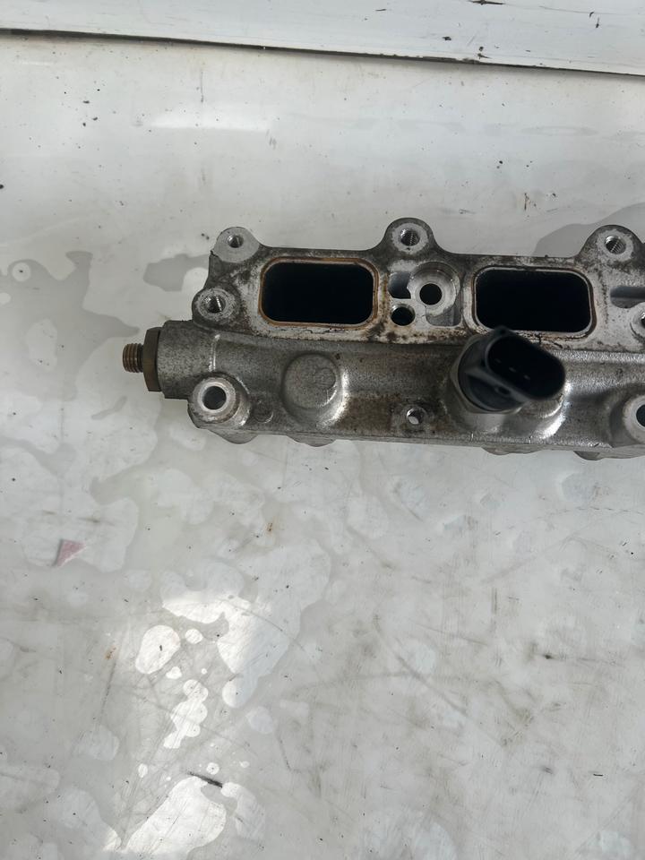 VW Golf 5 V Lufteinlass Krümmer GK00266 – Bild 4