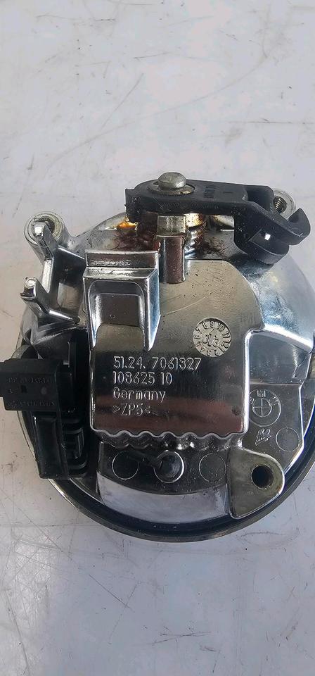 BMW 6er E63 E64 Heckklappenöffner Emblem Hinten 7270728 – Bild 4