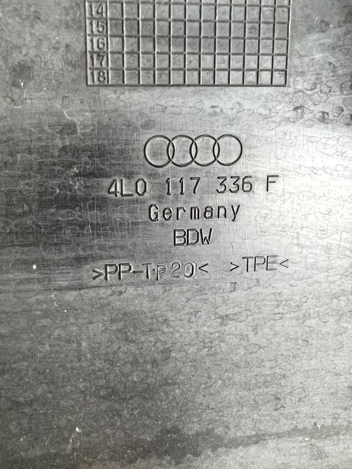 Audi Q7 4L Luftkühler Rechts 7L0117336F – Bild 6