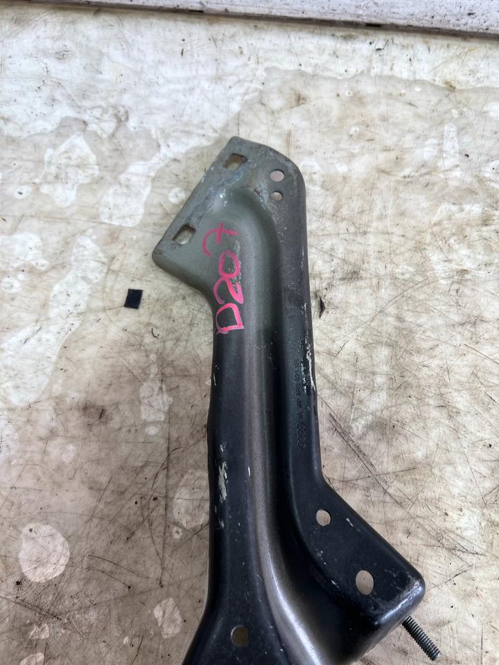 Audi Q5 8R Kotflügelhalterung Halterung 8R0821135 8R0821136 – Bild 9