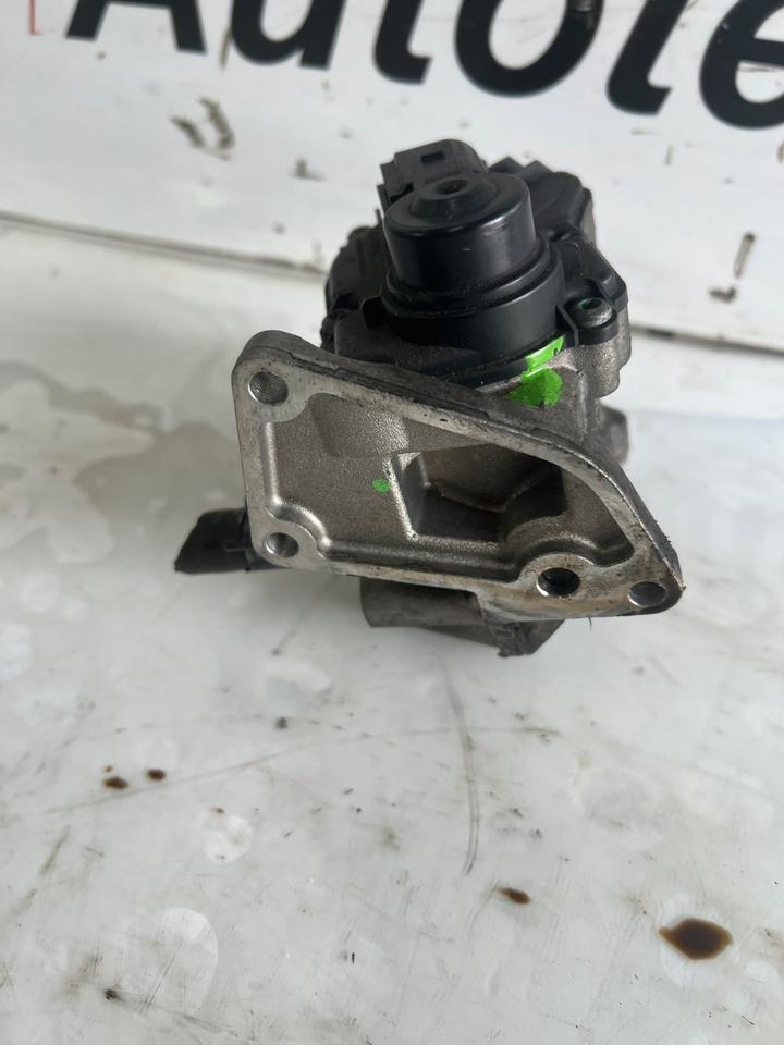 VW Golf 5 V AGR Ventil 03C131503B – Bild 5