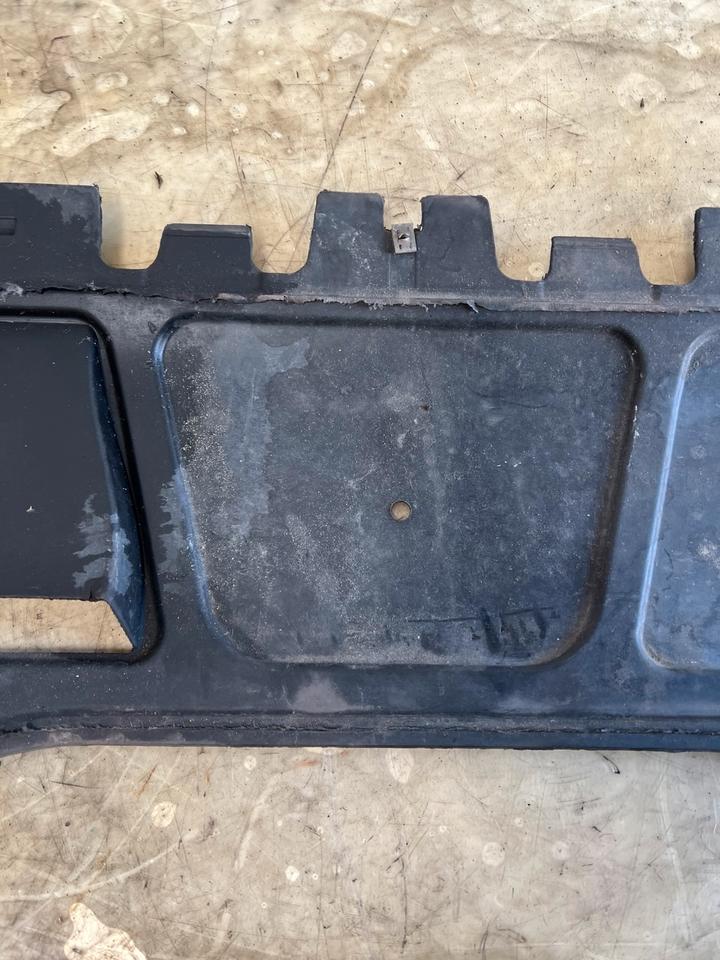 VW Golf 7 VII Unterboden Unterbodenschutz Abdeckung 5Q0825235A – Bild 8