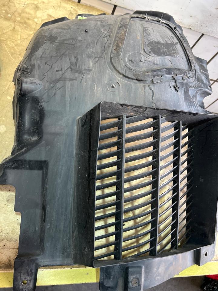 BMW 5er F10 F11 M5 Radhausschale Radhaus Vorne 276487 – Bild 4