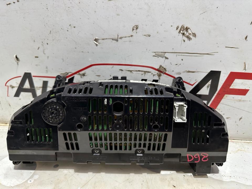 Mercedes W204 S204 Tacho Tachometer Kombiinstrument A2049004009 – Bild 9