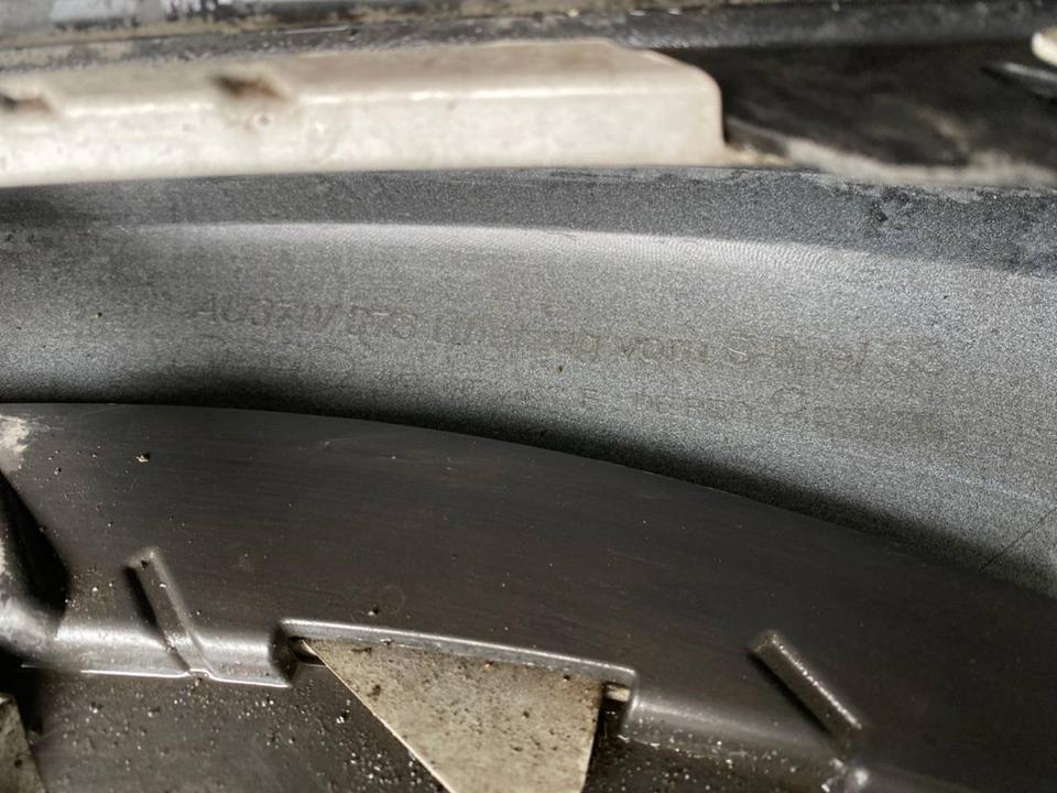 Audi A3 8V Facelift Stoßstange Frontschürze Stoßfänger Vorne LS9R – Bild 20