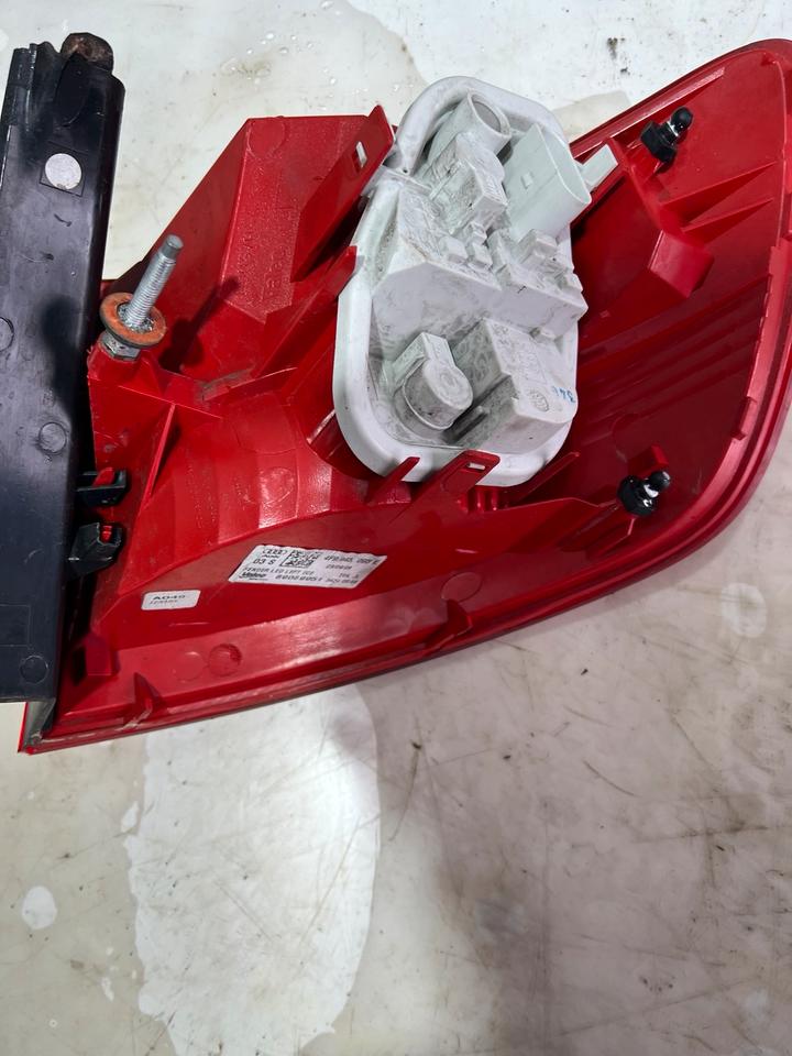 Audi A6 4F Avant LED Rückleuchte Heckleuchte Hinten Rechts Links – Bild 8