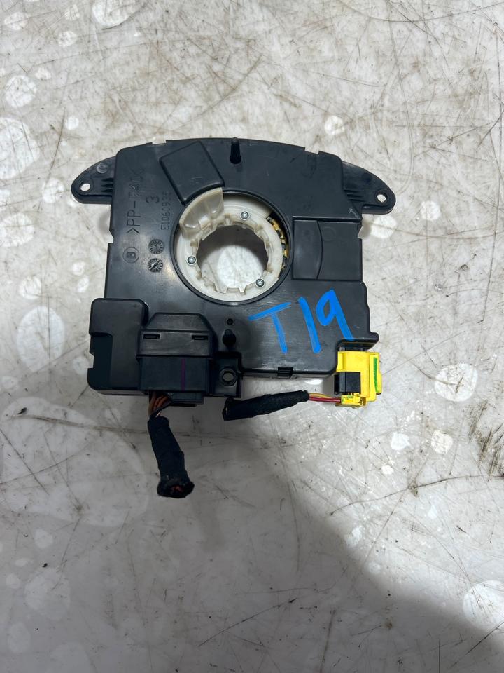 VW Beetle 5C Lenkstockhalter Schleifring 5C0959653 – Bild 4