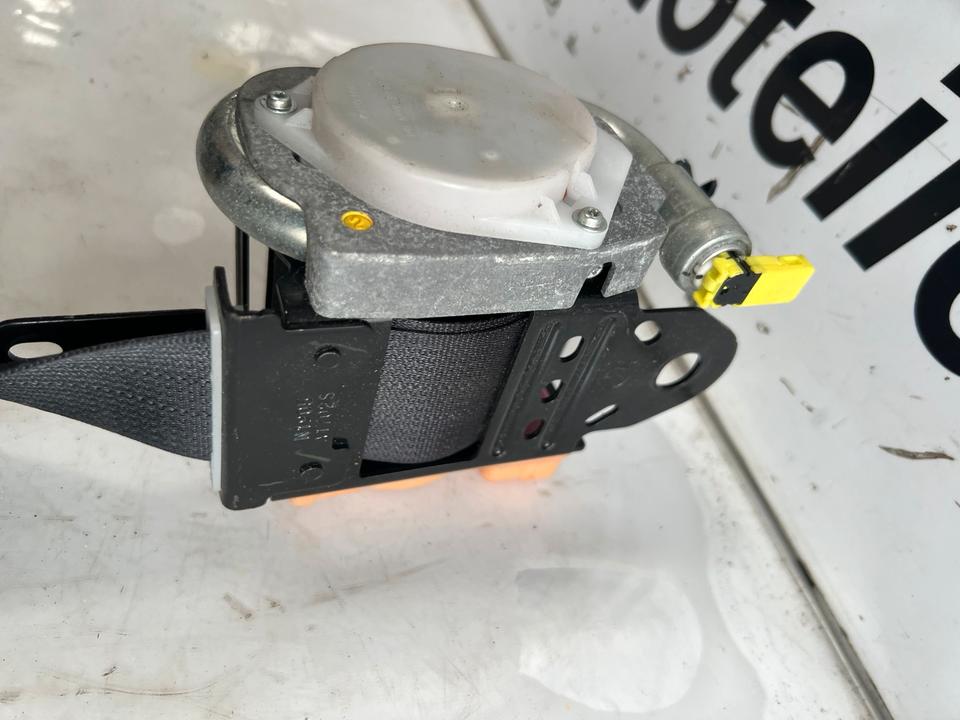 Nissan Micra K13 Sicherheitsgurt Gurt Vorne Gurtschlösser Vorne – Bild 8